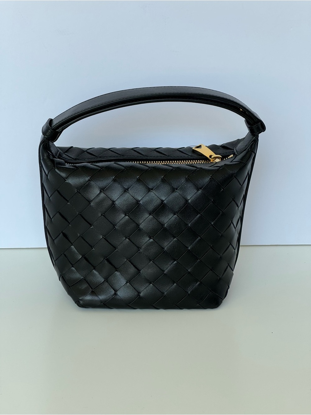 Bottega Veneta Candy Wallace Intrecciato Nappa Leather Top Handle Bag NWT